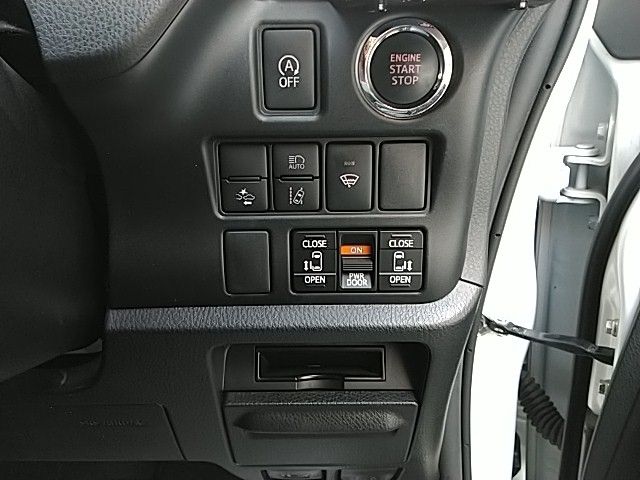 VOXY 4WD