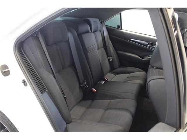 CROWN sedan hybrid 4WD
