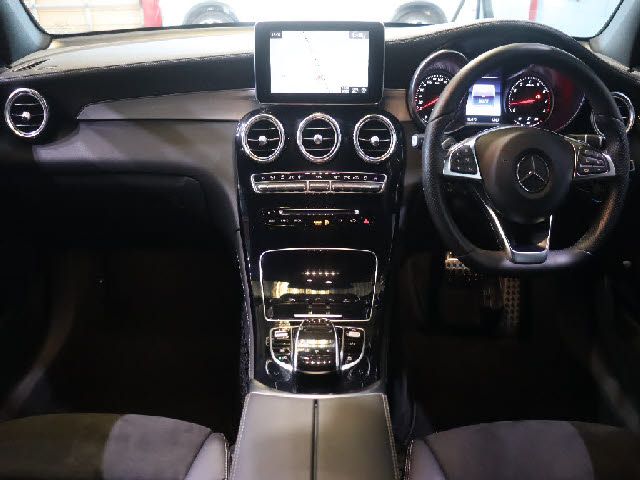 MERCEDES BENZ GLC class