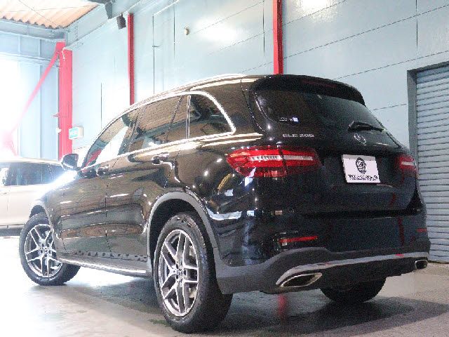 MERCEDES BENZ GLC class