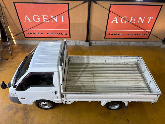 BONGO truck 2WD