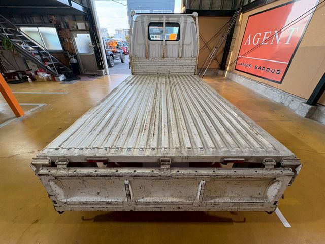 BONGO truck 2WD