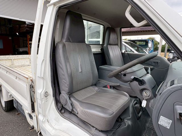 BONGO truck 2WD