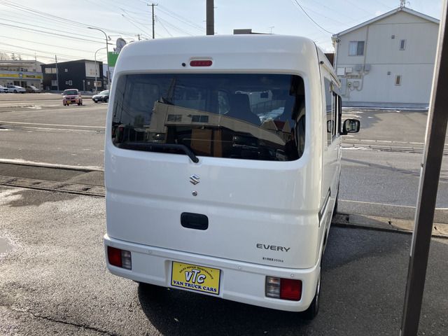 EVERY van 4WD