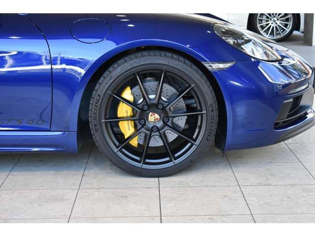 PORSCHE 718CAYMAN