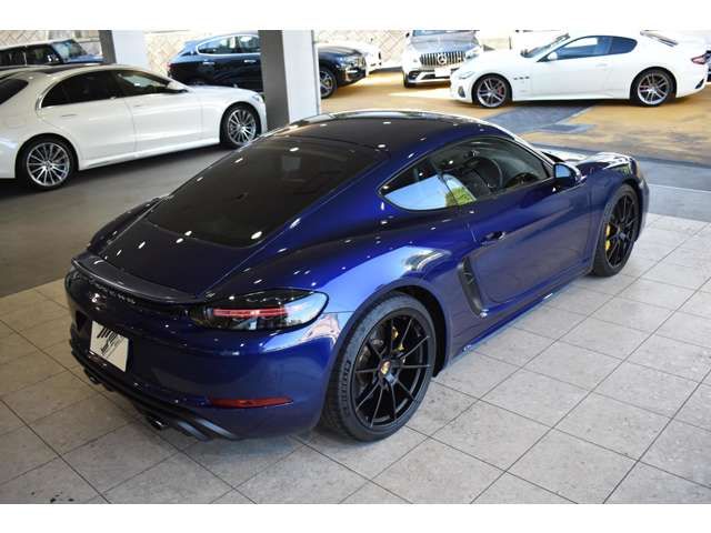 PORSCHE 718CAYMAN