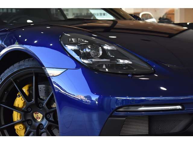 PORSCHE 718CAYMAN