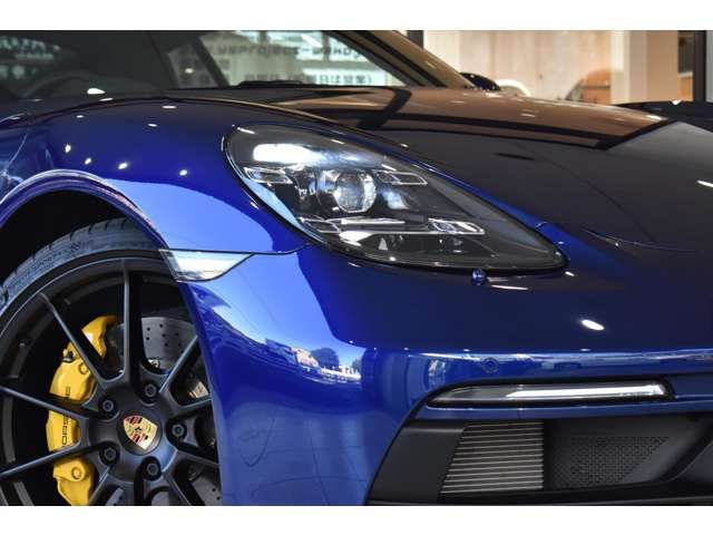 PORSCHE 718CAYMAN