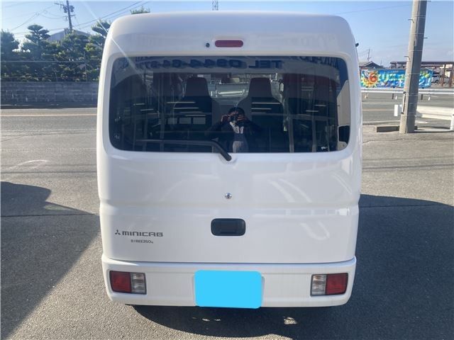 MINICAB van