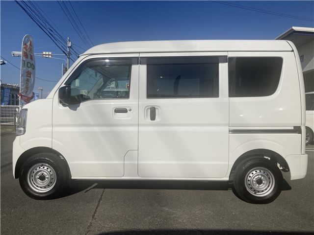 MINICAB van