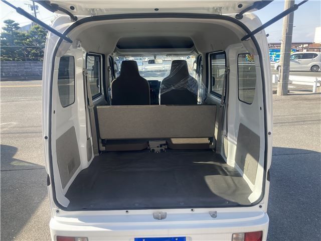 MINICAB van