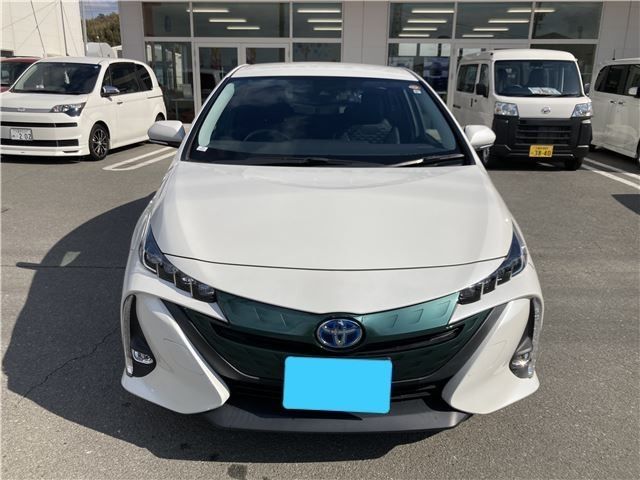 PRIUS PHV