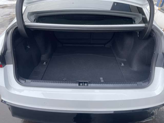LEXUS IS300h AWD
