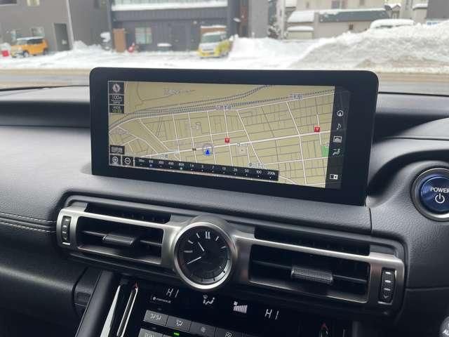 LEXUS IS300h AWD