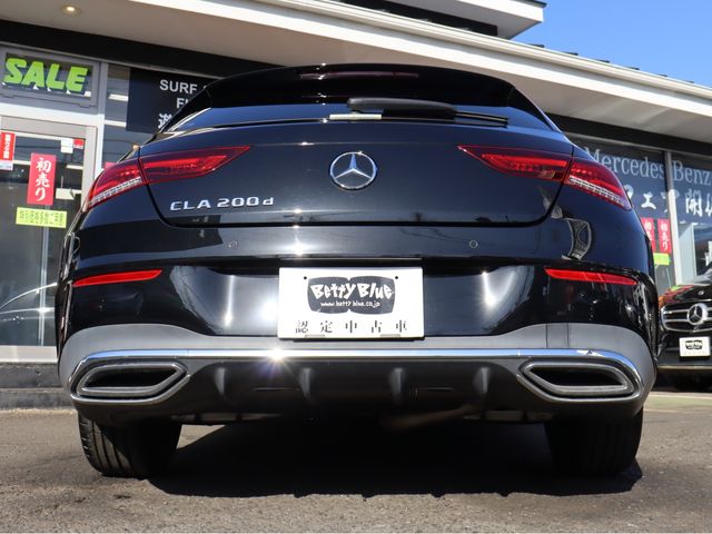 MERCEDES BENZ CLA Shooting Brake