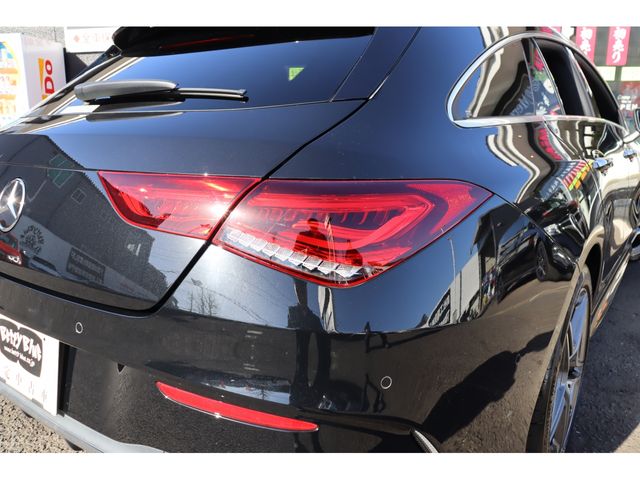 MERCEDES BENZ CLA Shooting Brake