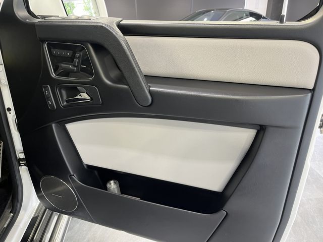 MERCEDES BENZ G class