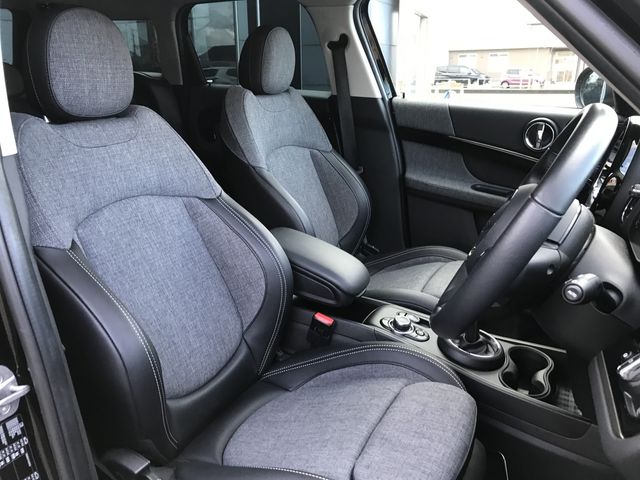 MINI COOPER D CROSSOVER