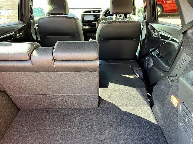 FIT HYBRID