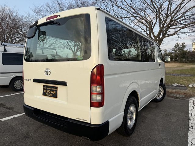 HIACE van 4WD