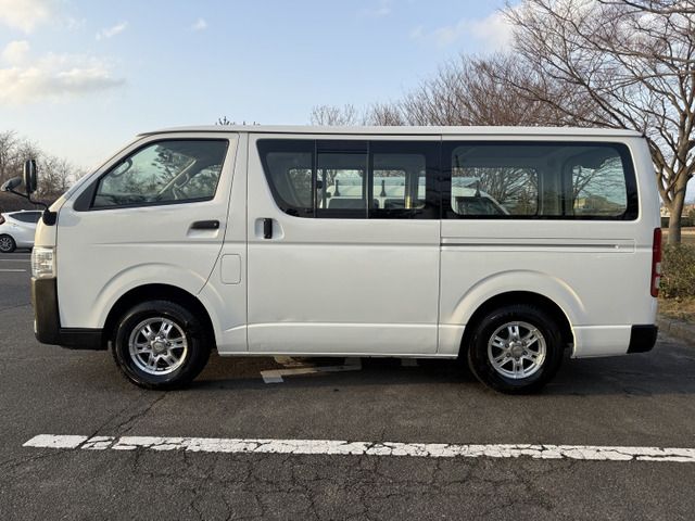 HIACE van 4WD