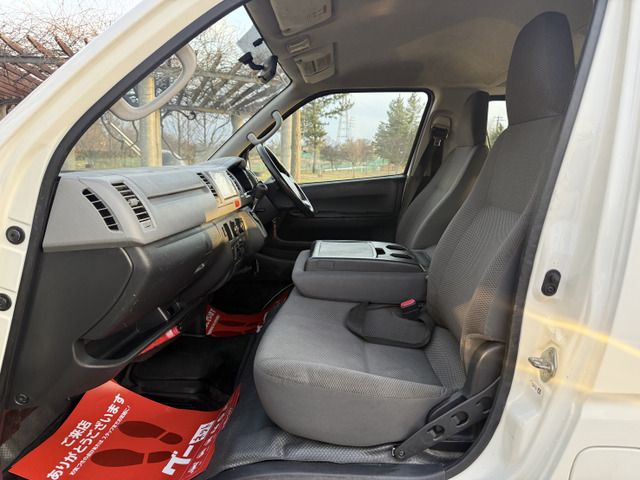 HIACE van 4WD