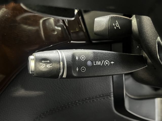 MERCEDES BENZ GLS class