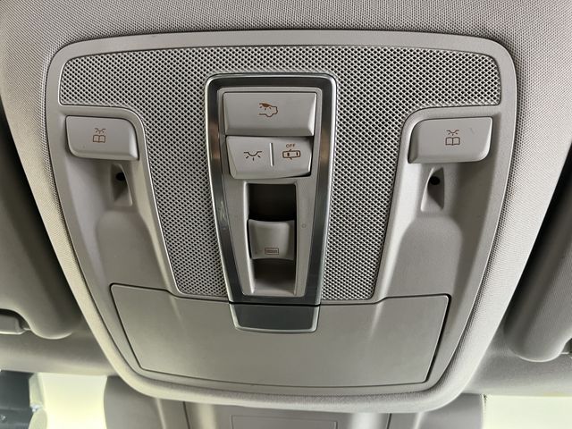 MERCEDES BENZ GLS class