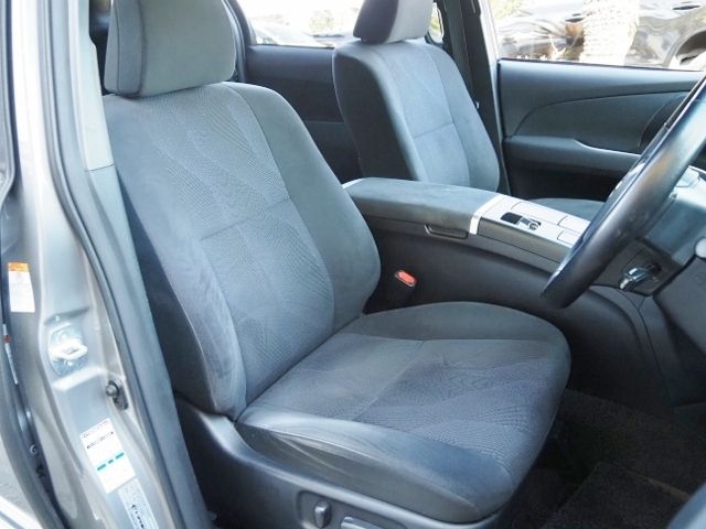ESTIMA HYBRID 4WD