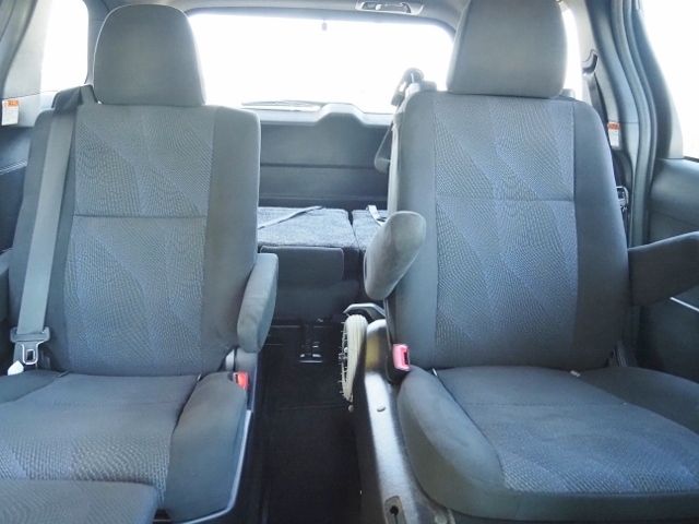ESTIMA HYBRID 4WD