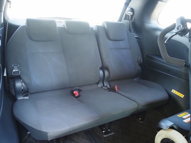 ESTIMA HYBRID 4WD