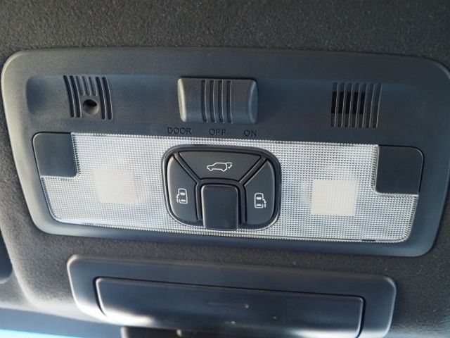 ESTIMA HYBRID 4WD