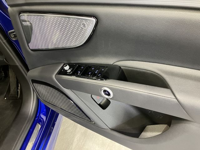 MASERATI Grecale