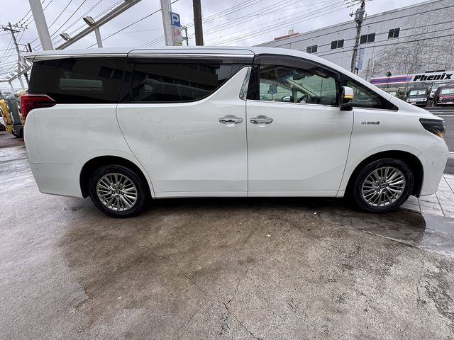 ALPHARD hybrid 4WD