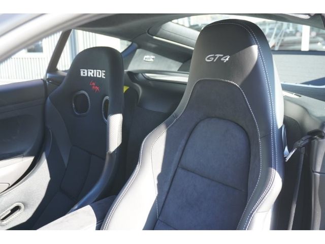 PORSCHE 718CAYMAN