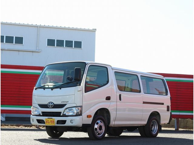 DYNA Route Van