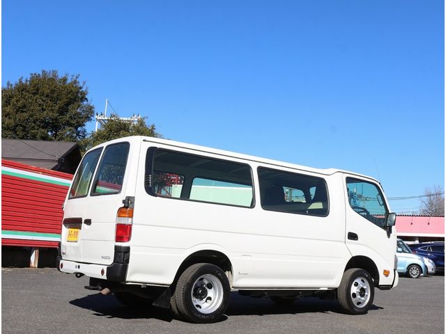 DYNA Route Van