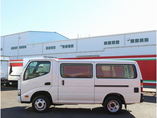 DYNA Route Van