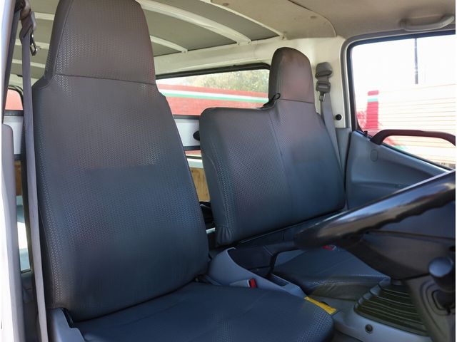 DYNA Route Van