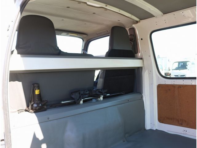 DYNA Route Van