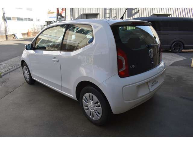 VOLKSWAGEN up!