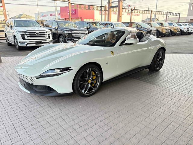 FERRARI Roma Spider