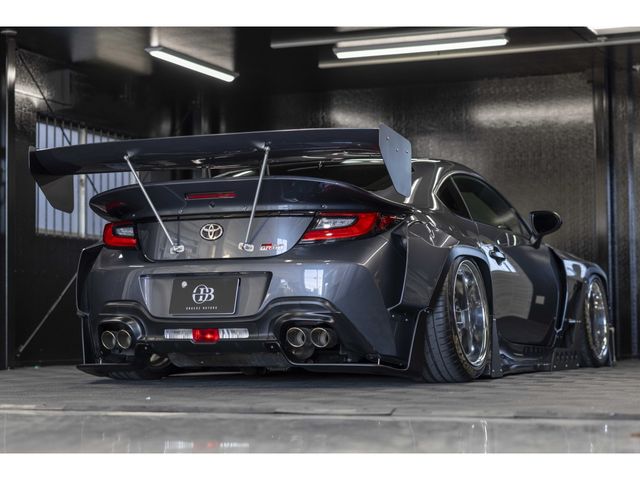 GR86