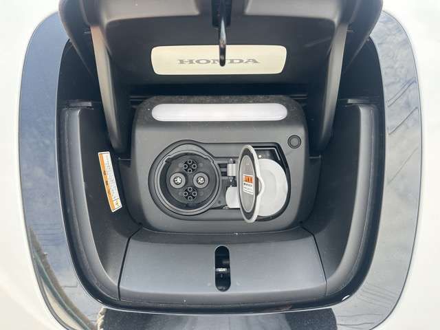 Honda e
