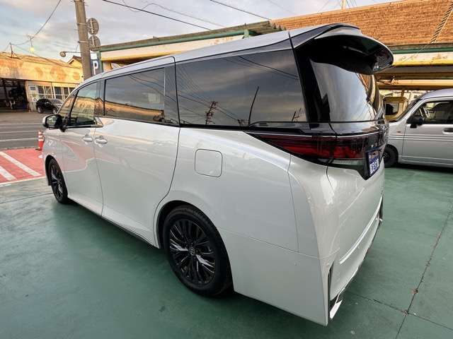 VELLFIRE HYBRID 4WD