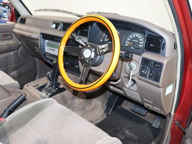 LANDCRUISER van