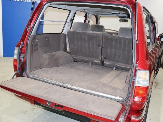 LANDCRUISER van