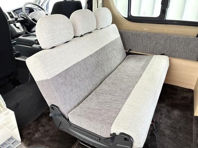 HIACE van 2WD