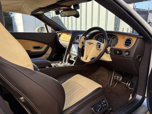 BENTLEY open