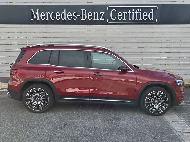 MERCEDES BENZ GLB